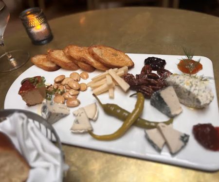 Le Basque French Vegan Restaurant