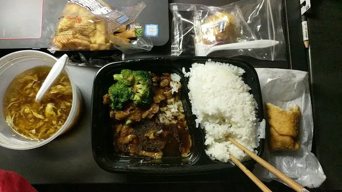Chen's Express Kitchen Picture 4