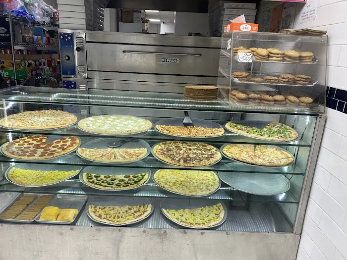 99¢ Pizza Picture 7