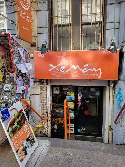 Xe May Sandwich Shop Picture 9