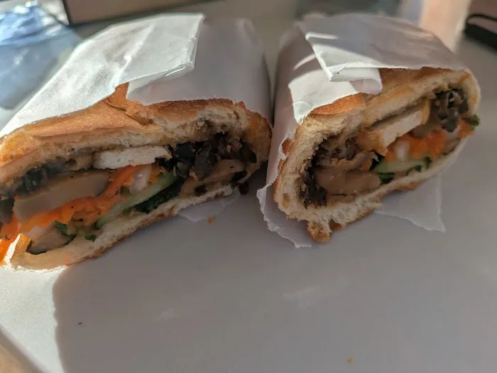 Banh Mi Zon Picture 10