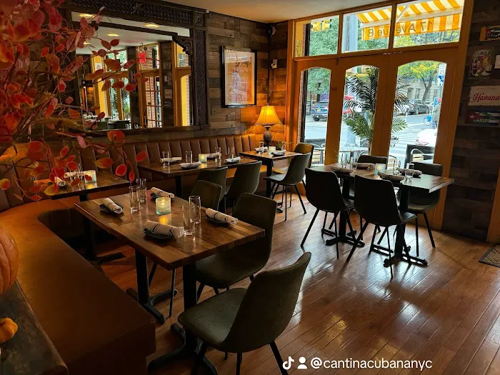 Cantina Cubana Picture 7