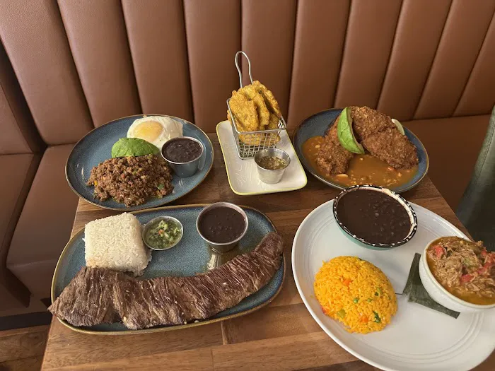 Cantina Cubana Picture 5