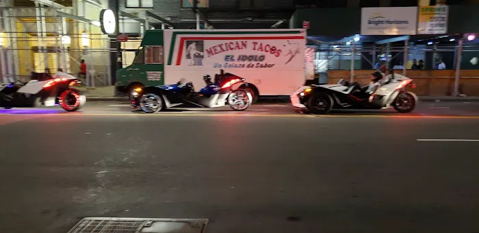 Tacos El Idolo Picture 7