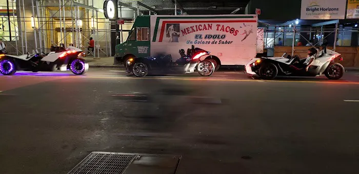 Tacos El Idolo Picture 8