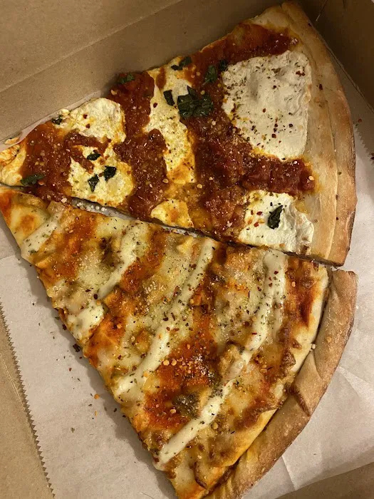 iPizzaNY- Chelsea Picture 6