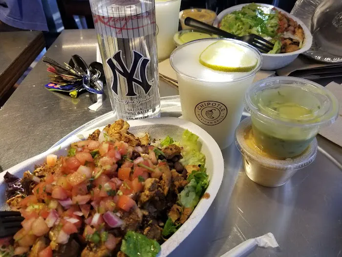 Chipotle Mexican Grill Picture 9