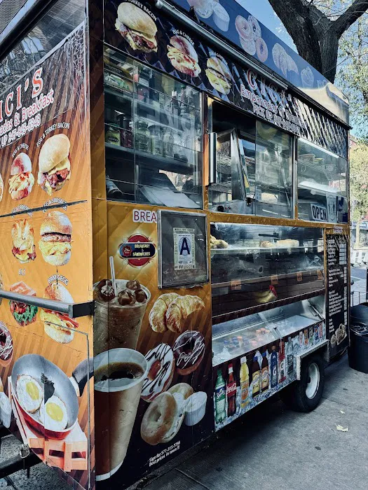 Cee Cee’s Food Cart Picture 4