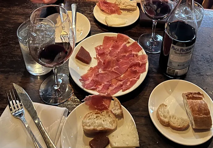 Bar Jamon Picture 9