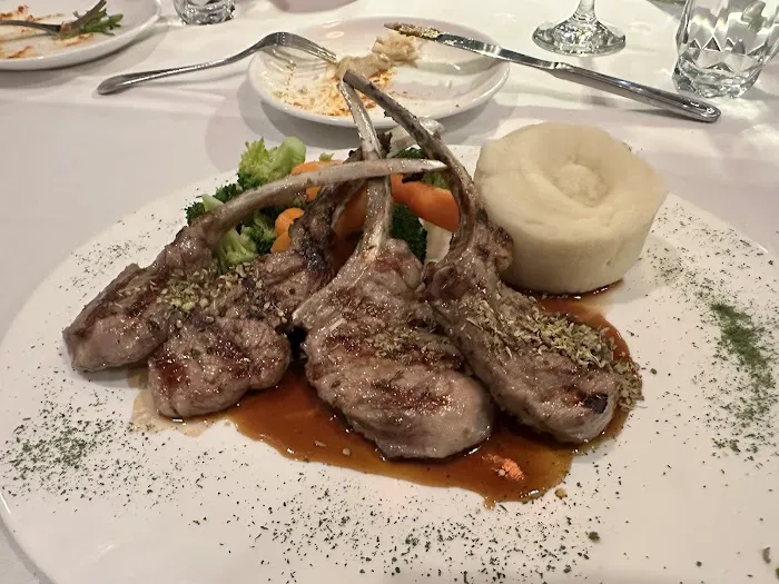 Pierre Loti Mediterranean Restaurant Picture 7