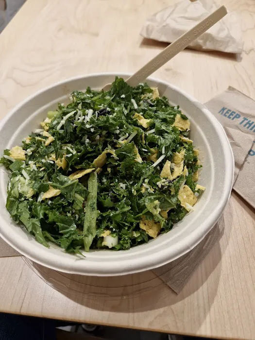 Chopt Creative Salad Co. Picture 1
