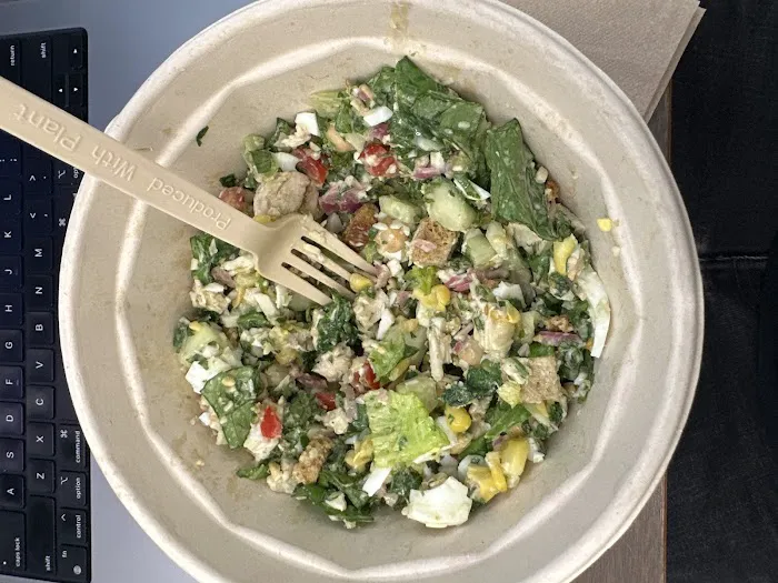 Chopt Creative Salad Co. Picture 2