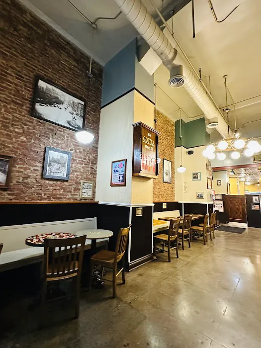 Potbelly Picture 1