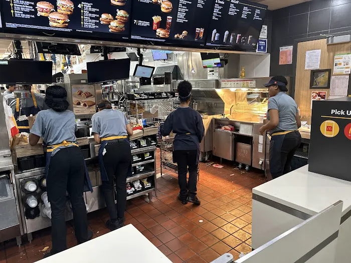 McDonald's Picture 7
