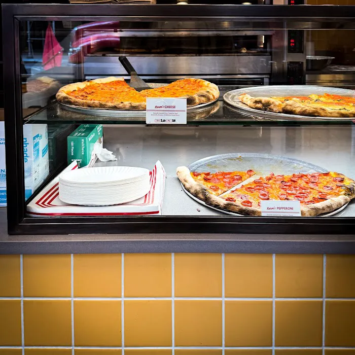 Norm's Pizza Picture 3