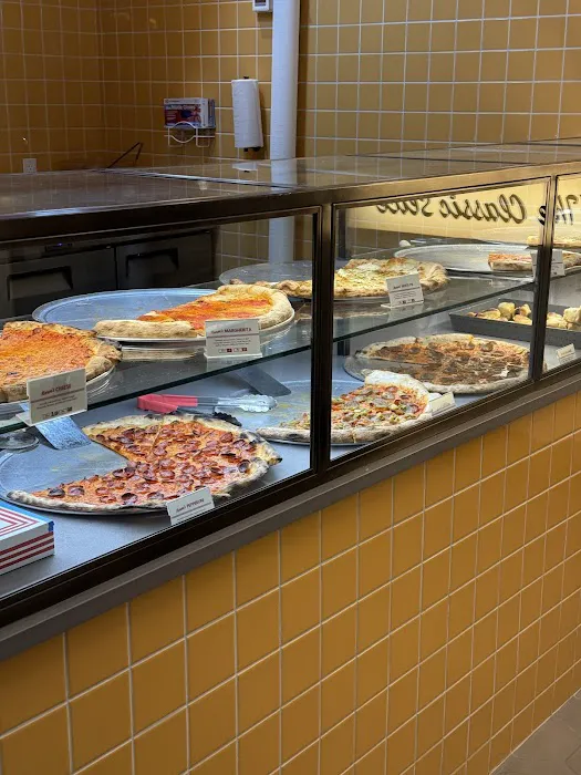 Norm's Pizza Picture 4