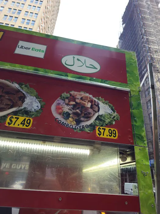 Rafiqi's food cart Picture 4