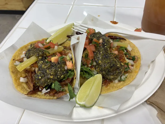 Los Tacos No.1 Picture 1