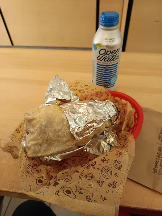 Chipotle Mexican Grill Picture 2
