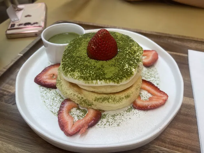 Fluffy Fluffy Cafe & Bar Picture 3