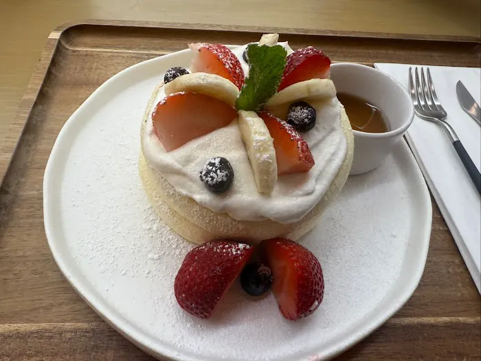 Fluffy Fluffy Cafe & Bar Picture 1