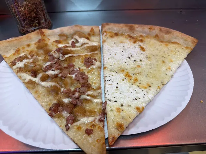 Stella's Pizza Picture 4