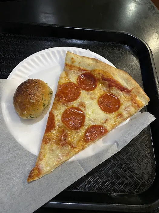 J's Pizza Picture 1