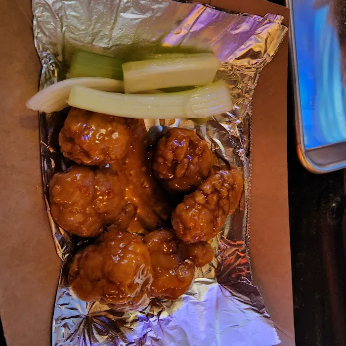 Dan and John's Wings Chelsea Picture 2