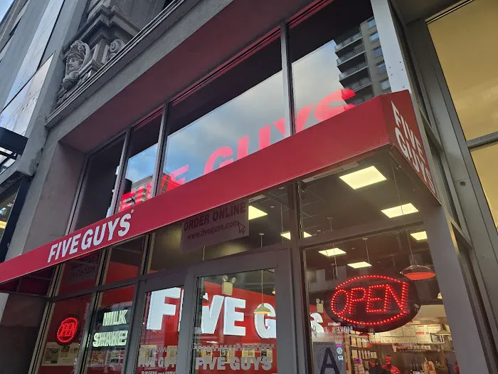 Five Guys Picture 6
