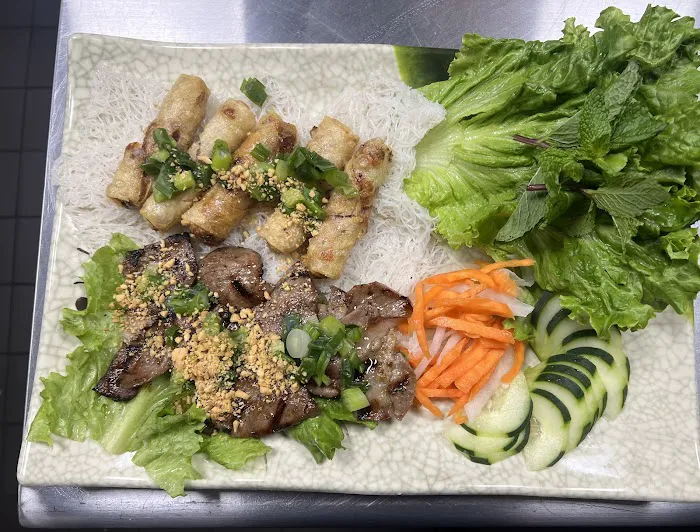 Pho Dragon Restaurant Picture 9