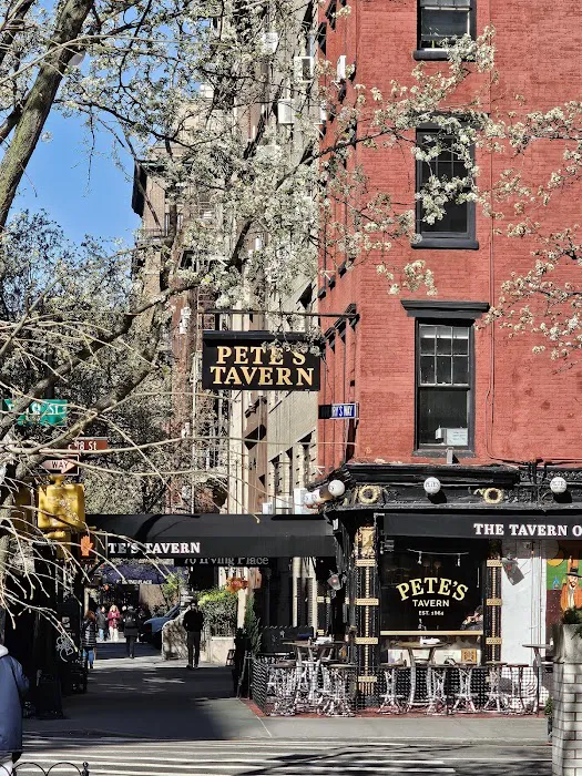 Pete's Tavern Picture 9