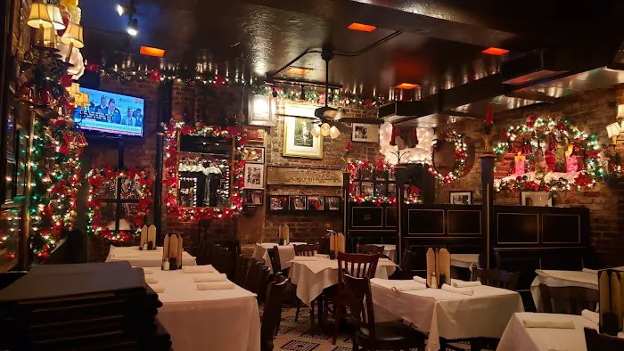 Pete's Tavern Picture 4