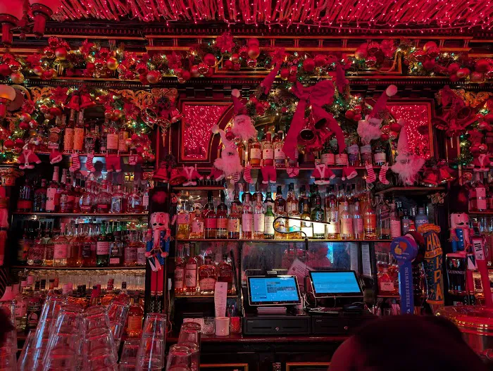Pete's Tavern Picture 2