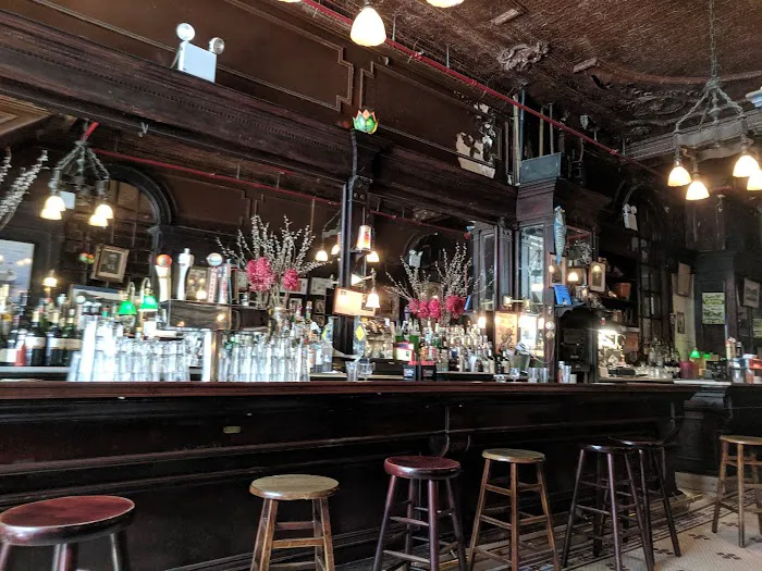 Old Town Bar Picture 1