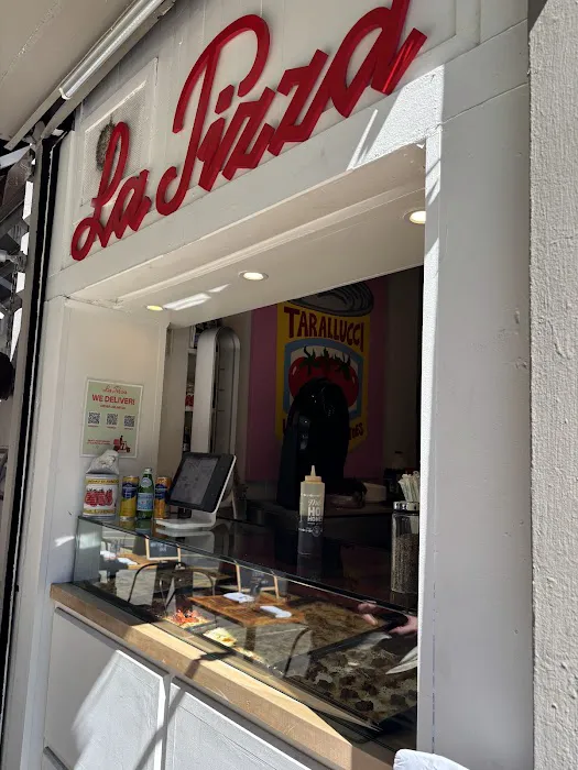 La Pizza by Tarallucci e Vino Picture 1