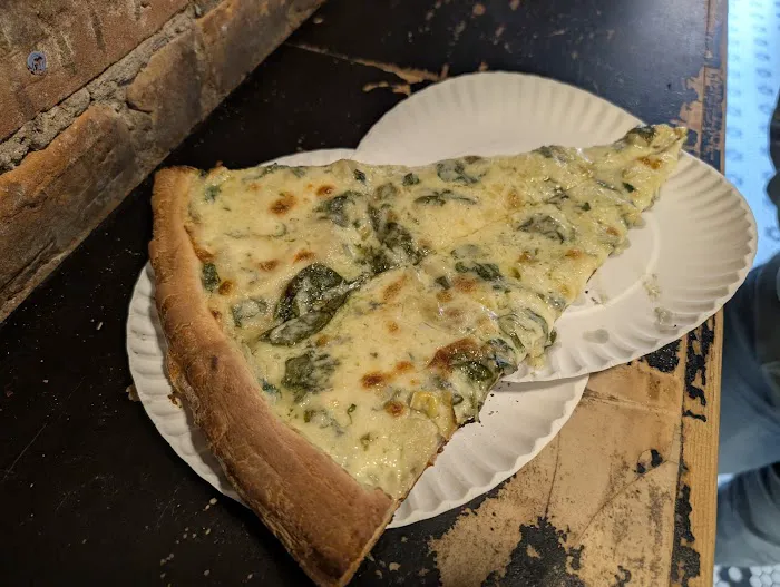 Artichoke Basille's Pizza Picture 3