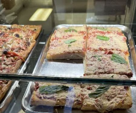 ROCCO'S PIZZA