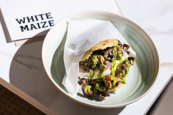 White Maize + Picture 3