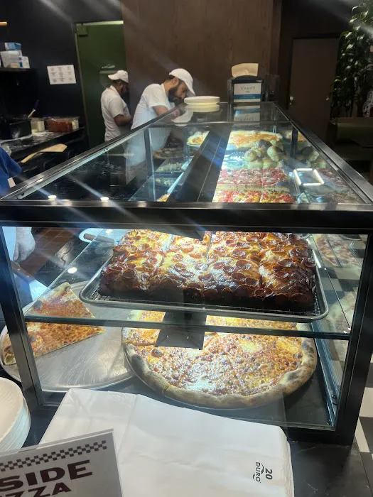Upside Pizza Picture 7
