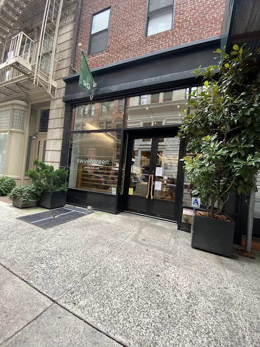 sweetgreen Picture 1