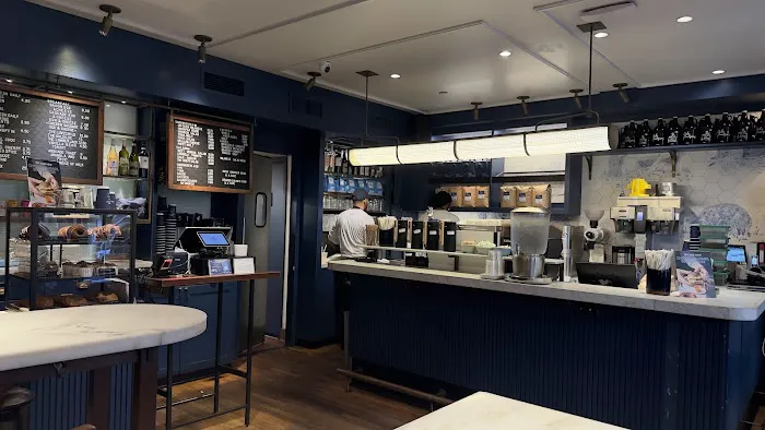 Daily Provisions - Union Square Picture 10
