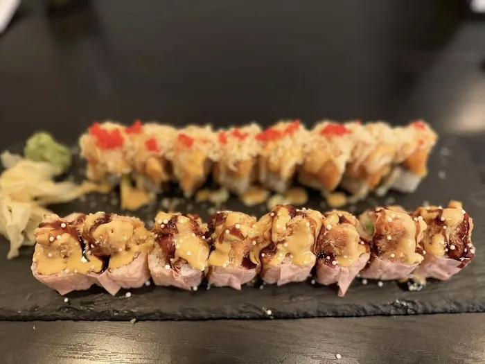 MoMo Sushi Picture 7