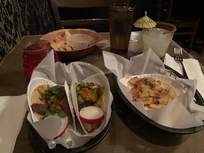 Taqueria Gramercy Picture 6