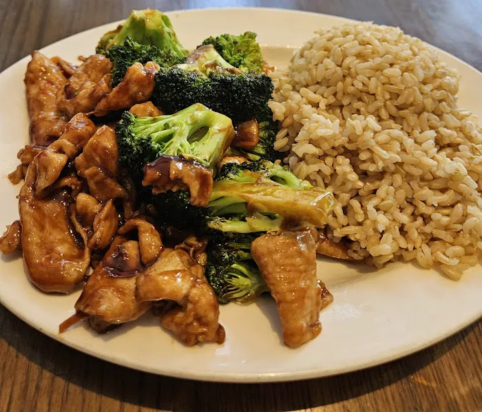 Mee Noodle Shop & Grill Picture 3