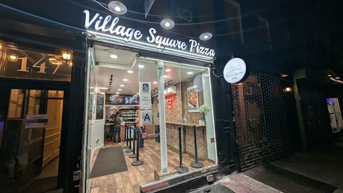 Village Square Pizza Picture 5