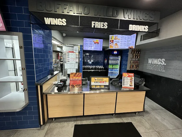 Buffalo Wild Wings 'GO' Picture 6