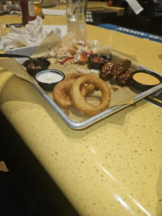 Buffalo Wild Wings 'GO' Picture 1