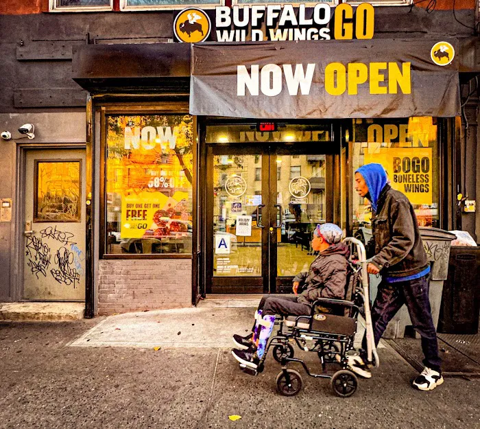 Buffalo Wild Wings 'GO' Picture 8