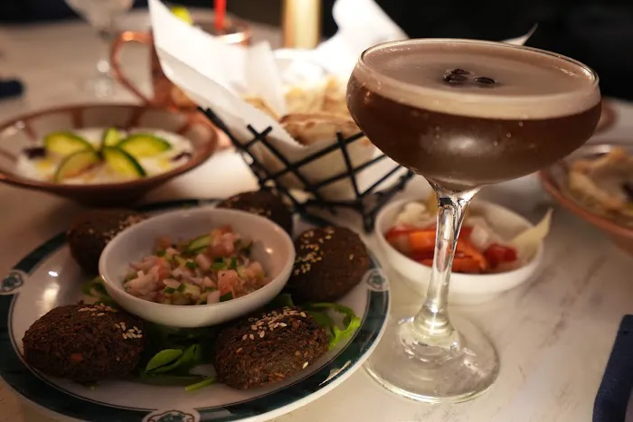 Horus Cafe on A Picture 1