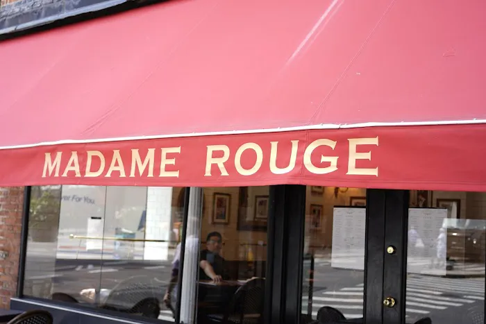 Madame Rouge Picture 5